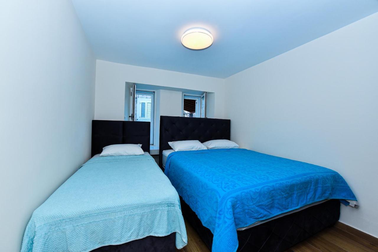 Apartments Galija Petrovac Lux מראה חיצוני תמונה