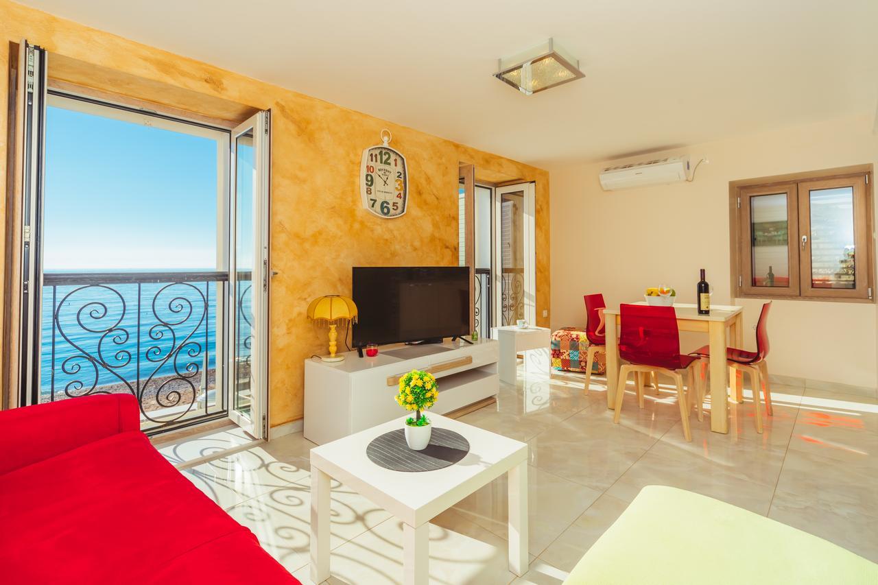Apartments Galija Petrovac Lux מראה חיצוני תמונה
