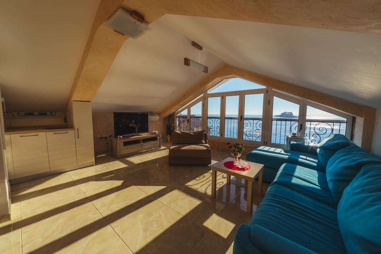 Apartments Galija Petrovac Lux מראה חיצוני תמונה